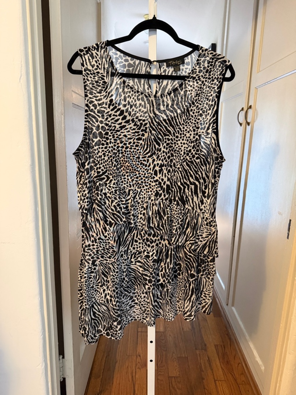 Thalia Sodi Black and White Sleeveless Animal-Print Asymmetrical Tunic XL